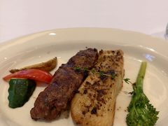 -马克西姆俄罗斯餐厅(通亚街店)