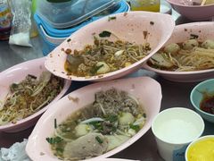 -榮泰米粉湯(Left Shop)