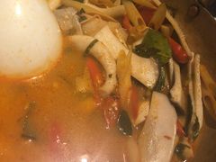 越式冬阴功海鲜汤-美奈小馆·越南料理(中航城君尚购物中心店)