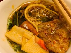 -山城年华老火锅(玉林店)