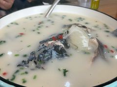 -美顺香食府鱼头老店(雪野湖店)