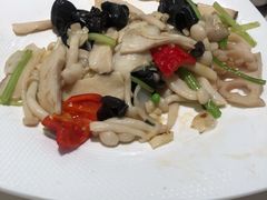 鲜杂菌炒素珍-太兴餐厅(东方广场分店)