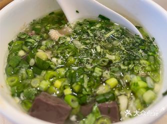 一盆羊杂汤喝出了荡气回肠