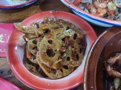 -老三样·美食研究中心(世贸路店)