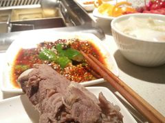 -海底捞火锅鲜切牛肉主题店(长寿路店)