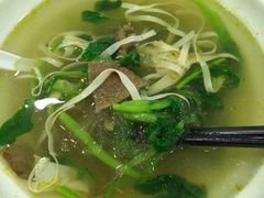 牛肉粉丝汤-小姜锅贴(凤凰街店)