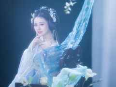 -九月鹰飞汉服摄影工作室