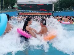 -欢乐水魔方水世界