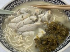 -明呈黄鱼面馆(斜土路店)