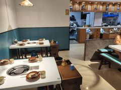 大堂-贵府酸汤牛肉火锅·贵州老字号(飞山街店)