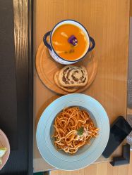 -爱陪伴尊享月子中心(国际店)