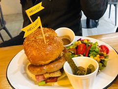 -HELLO 27 意面·沙拉·帕尼尼