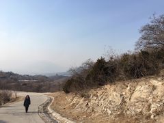 -鬼笑石后山停车场