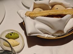 -Erman岩烧牛排(虹桥南丰城店)