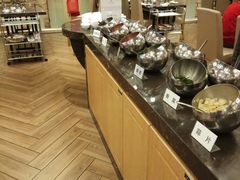自助调料区-世贸万锦大酒店·烹大师火锅达人