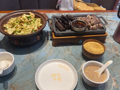 -哈啾嗨·新概念蒙餐(红星新城店)