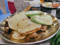 -石屏老字号4号包浆豆腐美食城(泼水广场店)