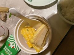 -绿草地·湘菜(酃湖师院店)