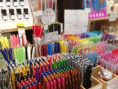 -猫的天空之城概念书店(杭州南宋御街店)