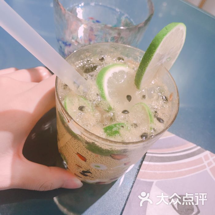 本宫pavomea艺术甜品(798旗舰店)柠檬苏打图片 - 第1张