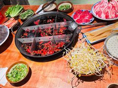 -周小明火锅(黑金冠社区店)