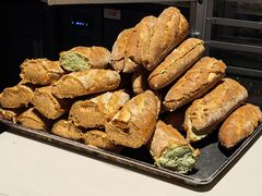 飞鱼籽法棍-Let's Taipei 非常烘焙(太古里店)