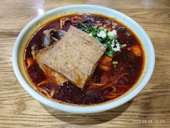 特色招牌鸭杂面-晓马鸭店(新芜路店)