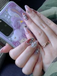 -AKIRA 安久日式美甲美睫