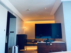 -上海龙之梦万丽酒店