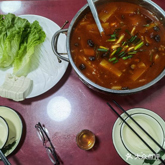 圆缘圆口味餐厅(小天鹅商业街店)