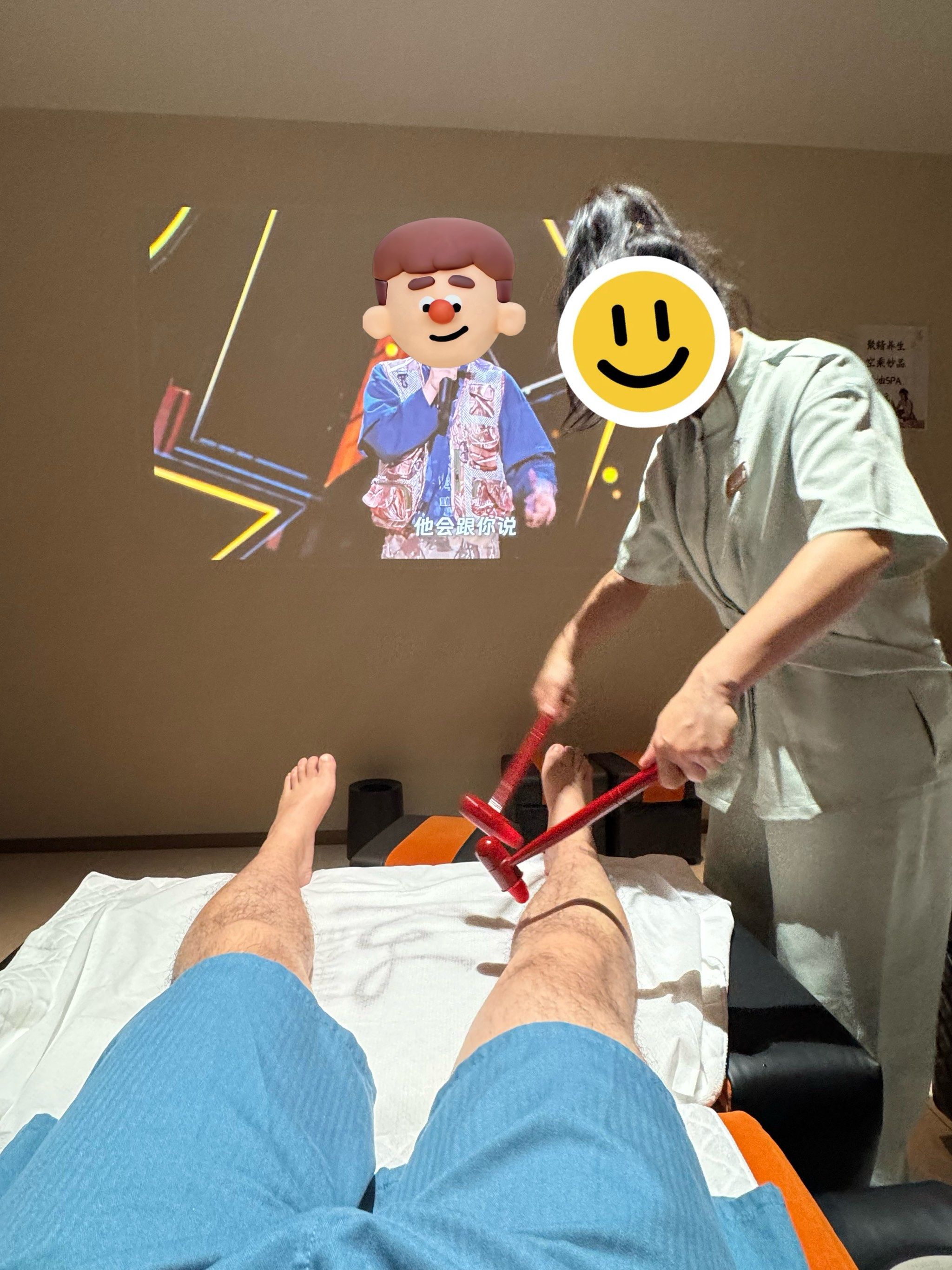 边看电视👀边捶腿🦵🏻简直不要太爽啦
