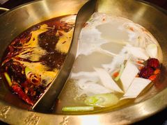 味美汤鲜锅底-重庆爽翻天老火锅(临平万达广场店)