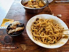 -王菊美食街·王菊面馆(总店)