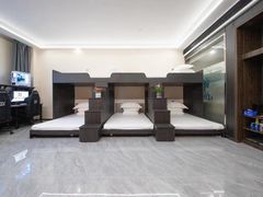 -即氪电竞酒店(五一广场IFS国金中心店)