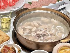 -烹然四季椰子鸡火锅(姚家园万象汇店)
