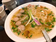 牛筋丸檬粉-大头虾越式风味餐厅(光明广场店)