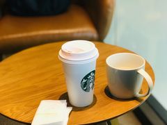 -星巴克(桂林国贸益华城店)
