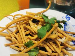 馓子皮蛋-董厨煨汤馆(车站路店)