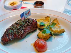 -牛排家(北京长安街英皇集团中心店)