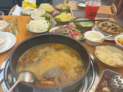 -黔三一夺夺粉酸汤火锅(百信店)
