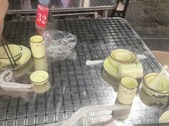 -刘姐啤酒鱼民族演艺餐厅(西街总店)