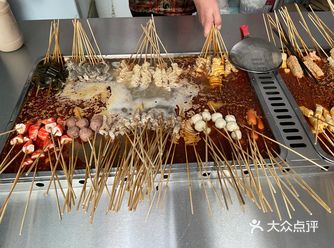 在马家堡西里小区开了很久的脏摊儿，是一对朴实的夫妻