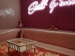 -范特西FANTASY量贩式KTV(民主广场店)