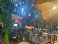 -二荆条·蜀鲜汇城市森林火锅