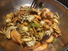 -七欣天香辣蟹火锅(无锡金太湖国际城店)