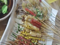 -老街烧烤大排档·地道湖北菜·龙虾馆(汉口火车站店)