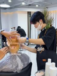 -V7 HAIR SALON
