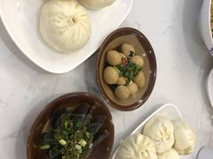 -李与白包子铺(桐梓林店)