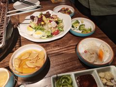 -明洞阿姨·韩式酱蟹烤肉·创意料理(三元桥店)