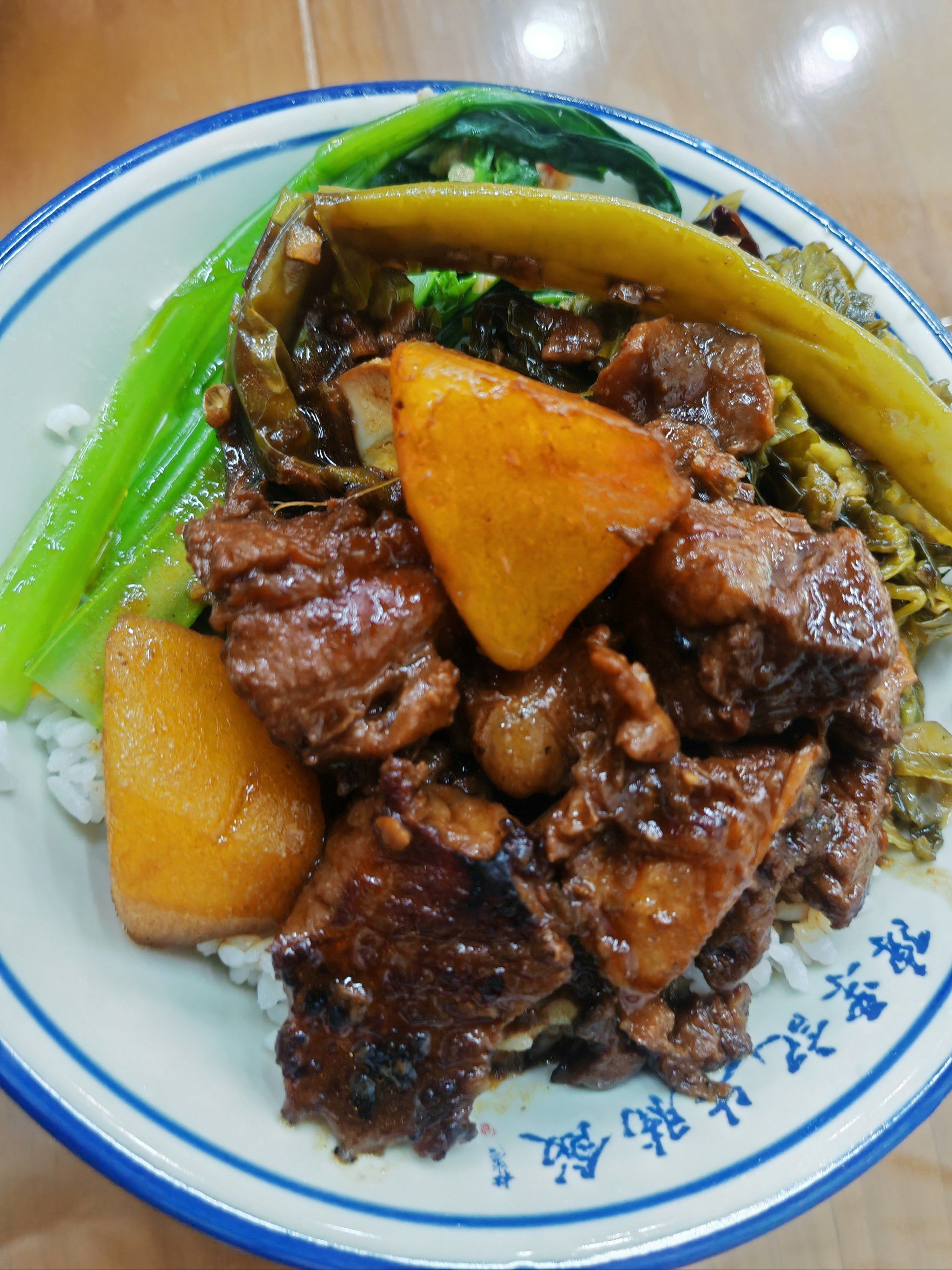 牛肉米饭特别好吃